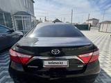 Toyota Camry 2015 года за 6 500 000 тг. в Атырау – фото 3