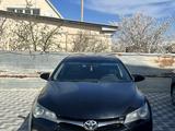 Toyota Camry 2015 года за 6 500 000 тг. в Атырау – фото 2