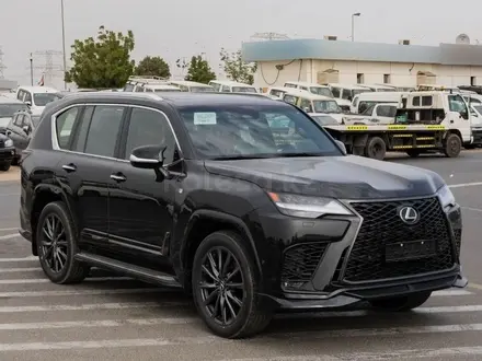 Lexus LX 700h F Sport 2025 года за 102 500 000 тг. в Семей