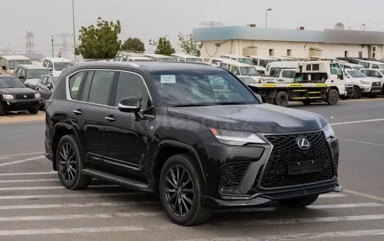 Lexus LX 700h F Sport 2025 годаүшін102 500 000 тг. в Семей