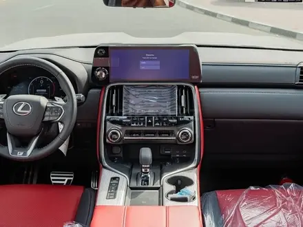 Lexus LX 700h F Sport 2025 года за 102 500 000 тг. в Семей – фото 19