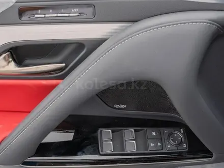 Lexus LX 700h F Sport 2025 года за 102 500 000 тг. в Семей – фото 8