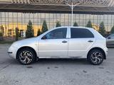 Skoda Fabia 2002 года за 1 100 000 тг. в Алматы – фото 2