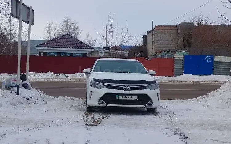 Toyota Camry 2014 года за 9 300 000 тг. в Костанай