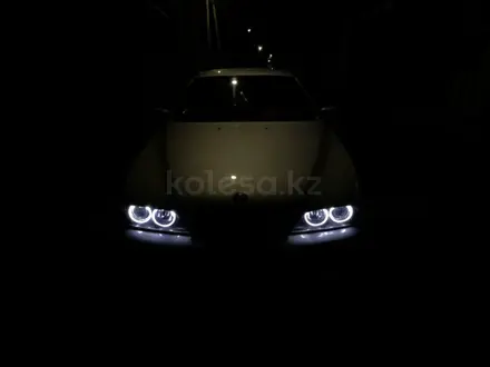 BMW 528 1996 года за 3 000 000 тг. в Алматы – фото 2