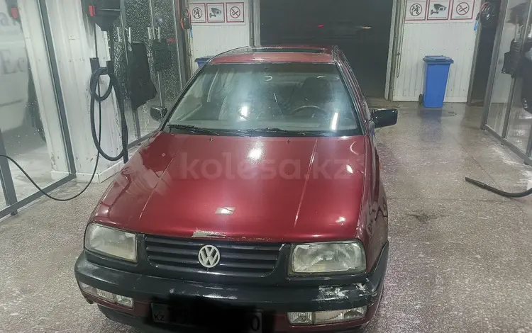 Volkswagen Vento 1993 года за 750 000 тг. в Караганда