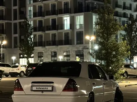 Mercedes-Benz C 230 1999 года за 3 600 000 тг. в Актау – фото 2