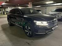 Volkswagen Touareg 2022 годаүшін27 500 000 тг. в Костанай