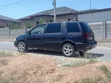 Mitsubishi Space Wagon, 1995