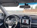 Toyota Camry 2014 года за 5 100 000 тг. в Атырау – фото 16