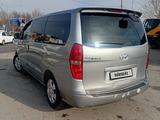 Hyundai Starex 2011 годаfor6 800 000 тг. в Туркестан – фото 3