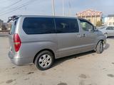 Hyundai Starex 2011 годаfor6 800 000 тг. в Туркестан – фото 5