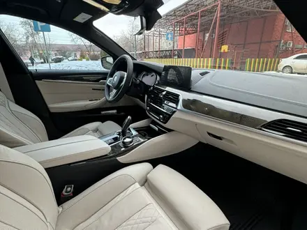 BMW 540 2017 года за 25 000 000 тг. в Алматы – фото 28