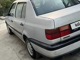 Volkswagen Vento 1994 года за 650 000 тг. в Тараз – фото 4