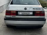 Volkswagen Vento 1994 года за 650 000 тг. в Тараз – фото 5
