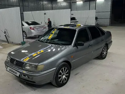 Volkswagen Passat 1994 года за 1 200 000 тг. в Кызылорда – фото 3