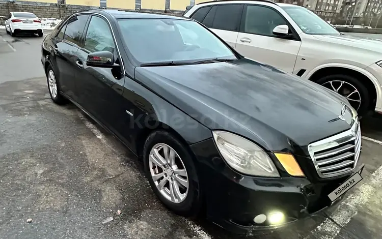 Mercedes-Benz E 250 2010 годаfor9 500 000 тг. в Алматы