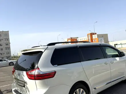 Toyota Sienna 2017 года за 11 500 000 тг. в Актау – фото 3