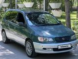 Toyota Ipsum 1996 годаүшін2 800 000 тг. в Алматы