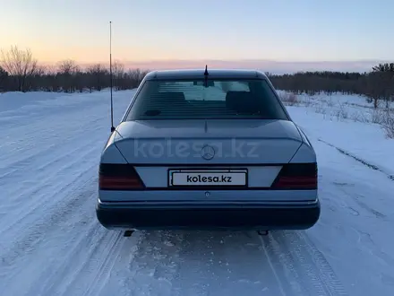 Mercedes-Benz E 230 1991 года за 1 700 000 тг. в Астана – фото 6