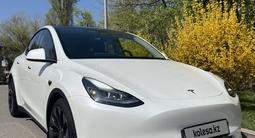 Tesla Model Y 2022 года за 26 200 000 тг. в Алматы