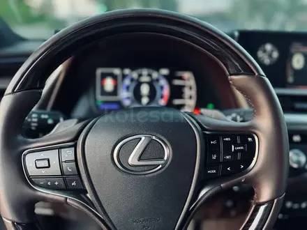 Lexus ES 250 2021 годаүшін26 000 000 тг. в Алматы – фото 14