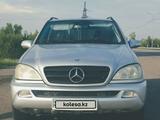 Mercedes-Benz ML 320 2002 года за 3 500 000 тг. в Павлодар – фото 2