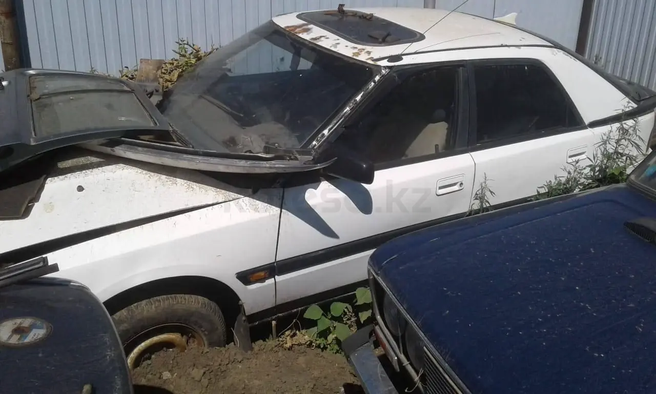 Mazda 323, 1991