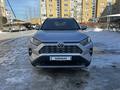 Toyota RAV4 2019 года за 15 200 000 тг. в Актобе – фото 13