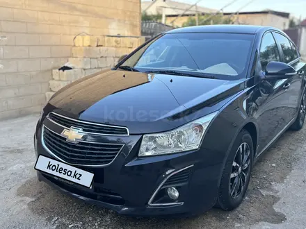 Chevrolet Cruze 2014 года за 3 900 000 тг. в Актау – фото 2