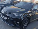 Toyota RAV4 2018 годаүшін10 000 000 тг. в Шымкент – фото 2