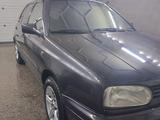 Volkswagen Golf 1994 годаүшін1 850 000 тг. в Алматы