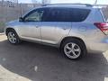 Toyota RAV4 2011 года за 7 800 000 тг. в Щучинск – фото 2