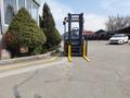 Komatsu  FG15 автомат, бензин, 1.5 тонны на 3 метра 2005 года за 3 850 000 тг. в Алматы