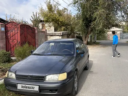 Toyota Carina E 1995 года за 2 000 000 тг. в Тараз