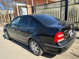 Volkswagen Jetta 2005 года за 2 500 000 тг. в Атырау – фото 3