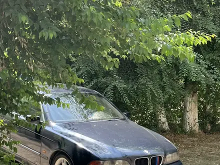 BMW 525 1998 года за 2 200 000 тг. в Тараз