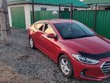 Hyundai Elantra 2018 года за 6 100 000 тг. в Аксай – фото 2