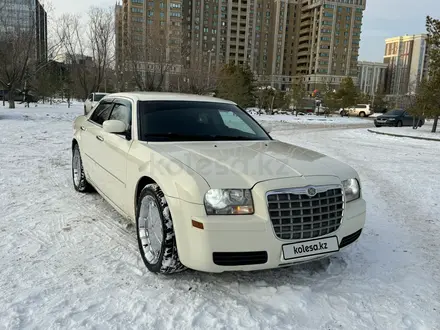 Chrysler 300C 2007 года за 4 499 999 тг. в Астана – фото 2