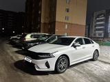 Kia K5 2021 годаfor12 500 000 тг. в Жезказган – фото 3