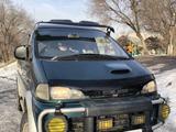 Mitsubishi Delica 1996 годаүшін4 500 000 тг. в Алматы – фото 2