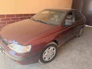 Toyota Carina E