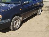 Volkswagen Vento 1992 года за 900 000 тг. в Атырау – фото 3