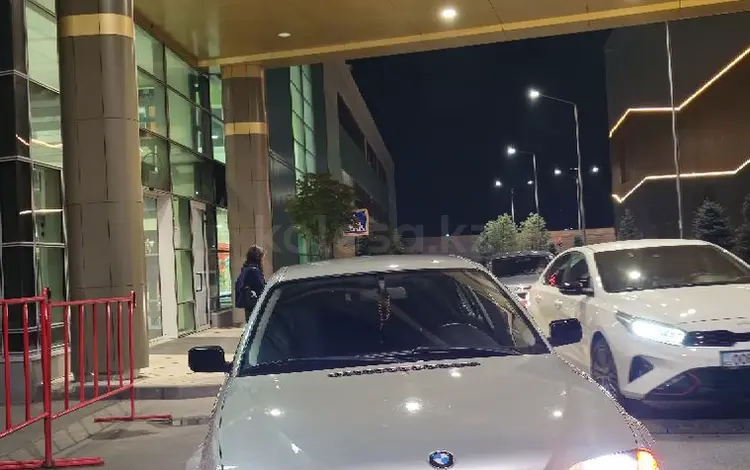 BMW 328 1998 года за 4 500 000 тг. в Алматы