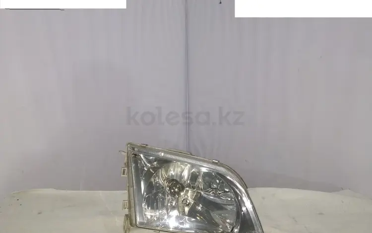 Правая фара на Mitsubishi Space Star 1999 г. за 25 000 тг. в Караганда