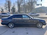 Mercedes-Benz E 320 1998 года за 2 300 000 тг. в Алматы – фото 2