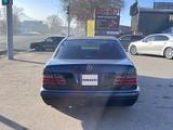 Mercedes-Benz E 320 1998 года за 2 300 000 тг. в Алматы – фото 4