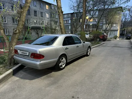 Mercedes-Benz E 240 1999 года за 2 700 000 тг. в Алматы – фото 6