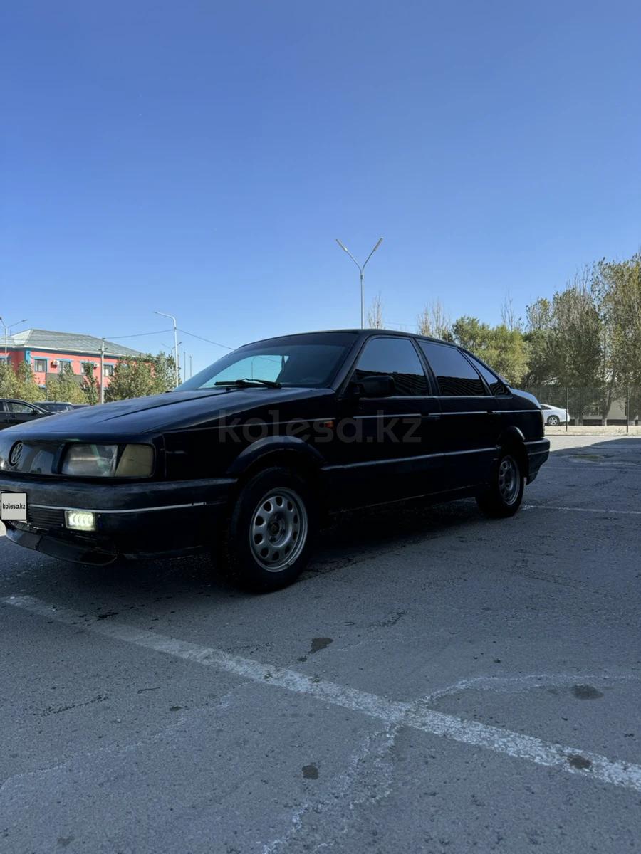 Volkswagen Passat 1992 г.