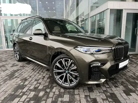 BMW X7 2021 года за 52 000 000 тг. в Алматы